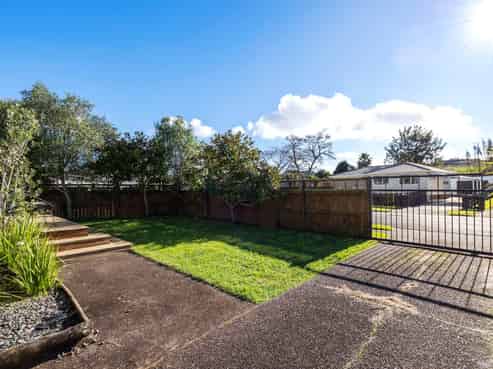7 Darren Crescent, Half Moon Bay