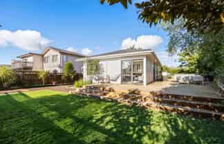 7 Darren Crescent, Half Moon Bay