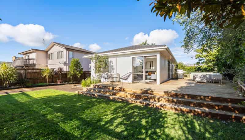 7 Darren Crescent, Half Moon Bay