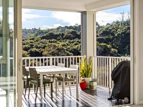 166 Eaves Bush Parade, Orewa