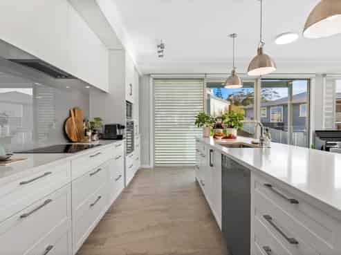166 Eaves Bush Parade, Orewa