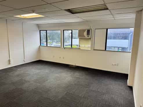 CBRE | AFFORDABLE Modern Office Space in Airport