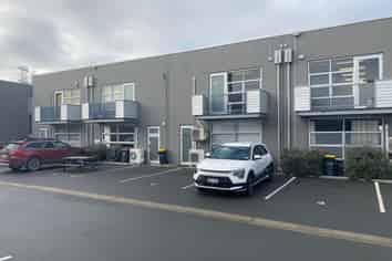 Ferrymead office 55sqm