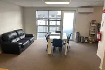 Ferrymead office 55sqm