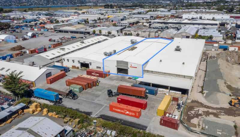 2/180 Maces Road, Bromley