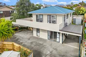 2/12 Bain Place, Bucklands Beach