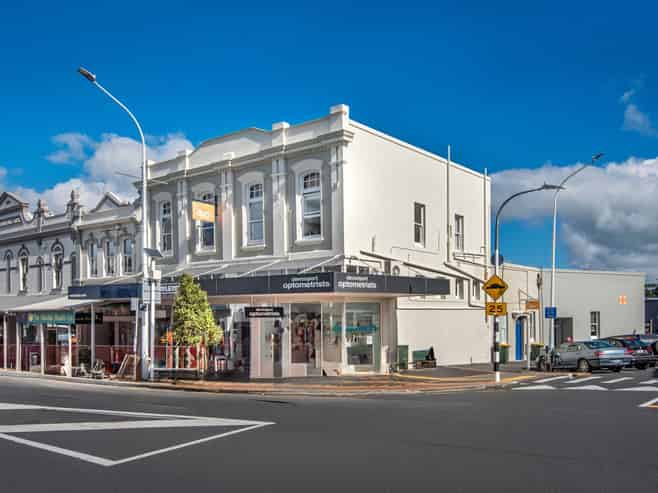 Prime heritage high street retail