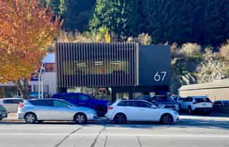 Quality Gorge Rd Office with 10 carparks