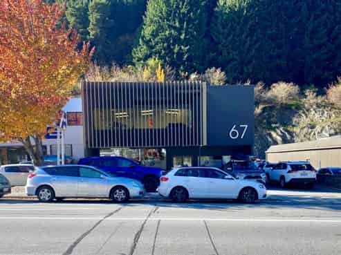 Quality Gorge Rd Office with 10 carparks