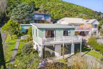 47 Kakariki Grove, Waikanae