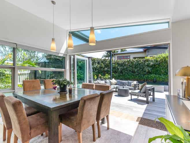 50 Ngataringa Road, Devonport