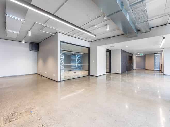 Premium podium office in Pacifica Tower