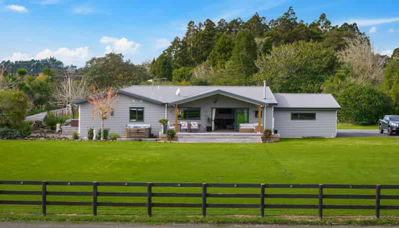 124 Boord Crescent, Kumeu