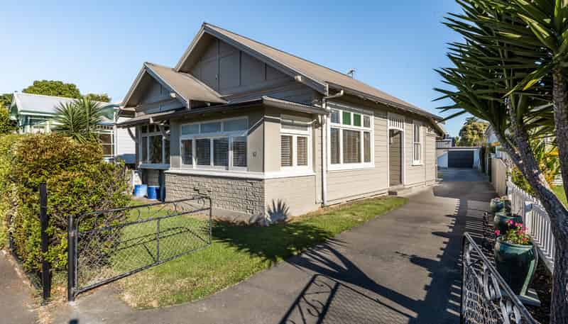 62 Nelson Crescent, Napier South