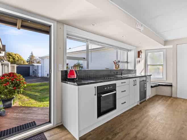 62 Nelson Crescent, Napier South
