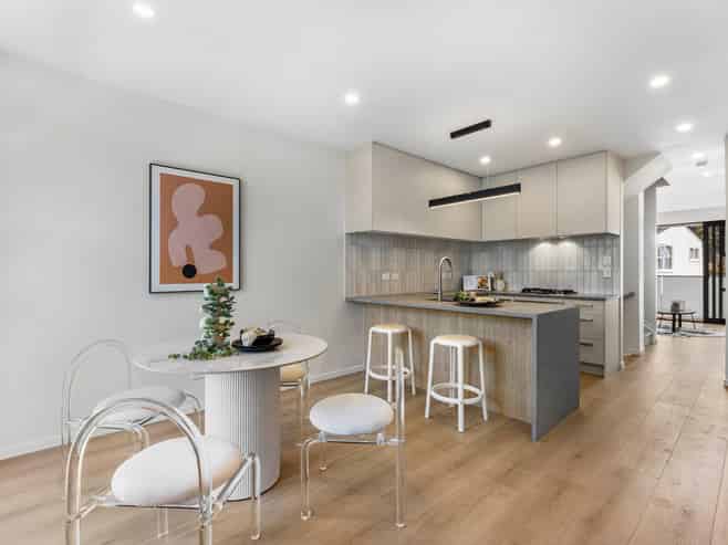 4 & 7/1 Waiohua Road, Greenlane