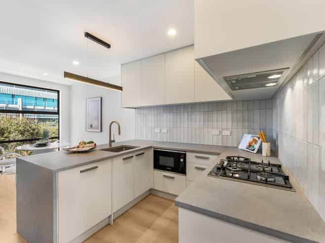 4 & 7/1 Waiohua Road, Greenlane