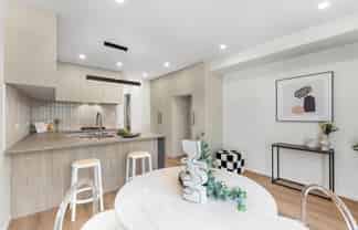 4 & 7/1 Waiohua Road, Greenlane