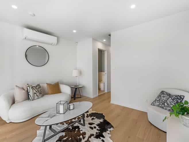 4 & 7/1 Waiohua Road, Greenlane