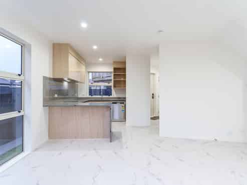 6/14 Sunlands Drive, Manurewa