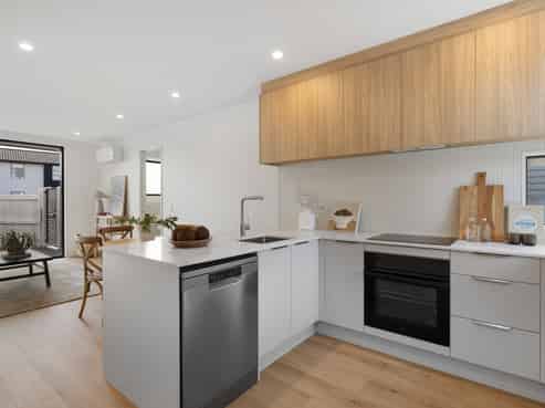 6/2 Courtenay Street, Saint Albans