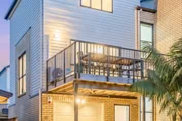 28/172 Mcleod Road, Te Atatu South