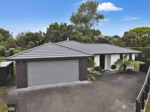 20 Brougham Place, Springvale