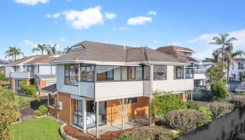 1/81 Oliver Road, Eastern Beach