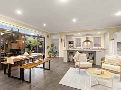 6 Ellivani Rise, Pukekohe