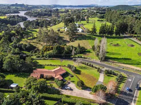 33A Pa Road, Kerikeri