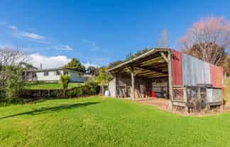 4 Paparoa Station Road, Paparoa