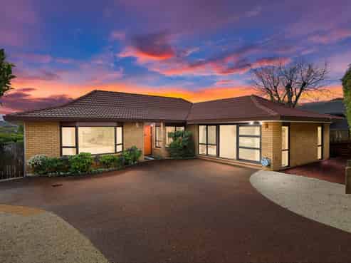 17 Orangewood Drive, Northpark