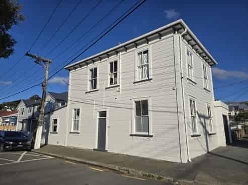101 A Daniell St (Top), Newtown