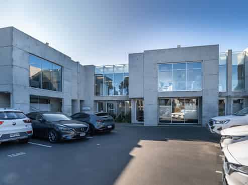 Attn: Owner/Occupiers & Investors