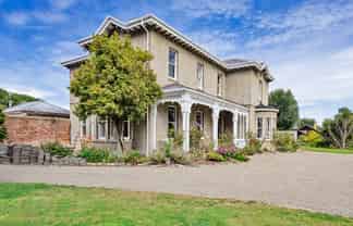 102 Albert Street, Gladstone