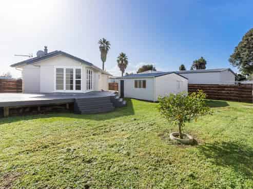 66 Tatariki Street, Rosehill