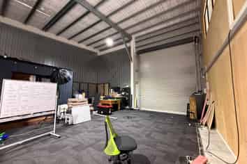 Solid Unit in Tightly Held Industrial Precinct