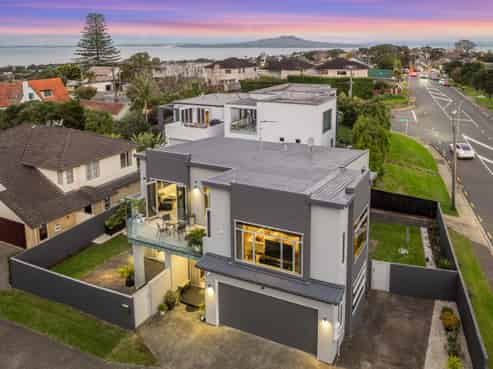 219 East Coast Road, Campbells Bay