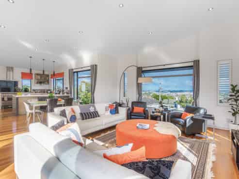 219 East Coast Road, Campbells Bay