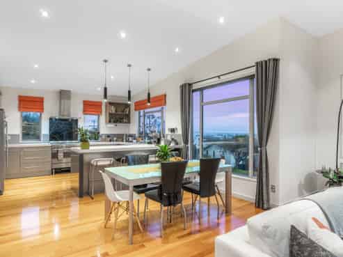 219 East Coast Road, Campbells Bay