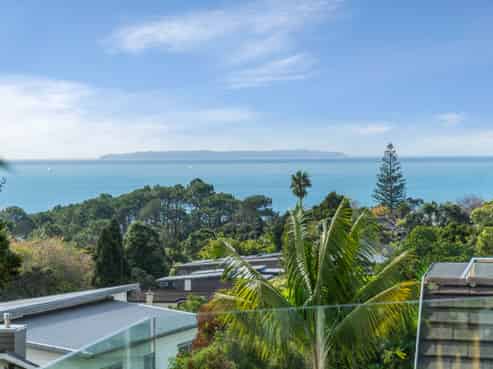 219 East Coast Road, Campbells Bay