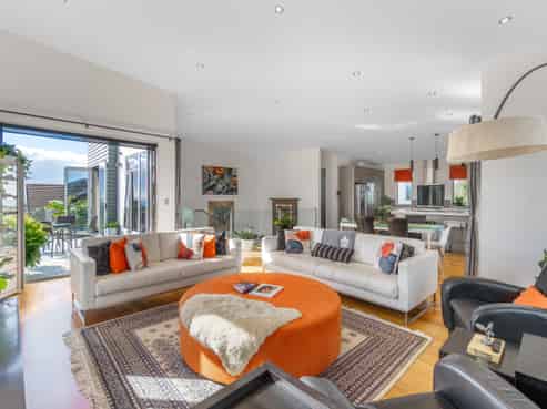 219 East Coast Road, Campbells Bay