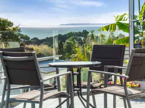 219 East Coast Road, Campbells Bay