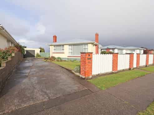 459 Yarrow Street, Glengarry