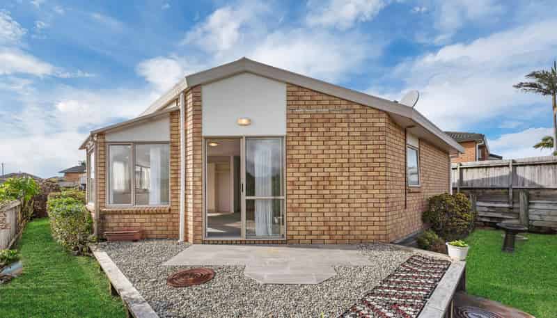 11/169 Sturges Road, Henderson