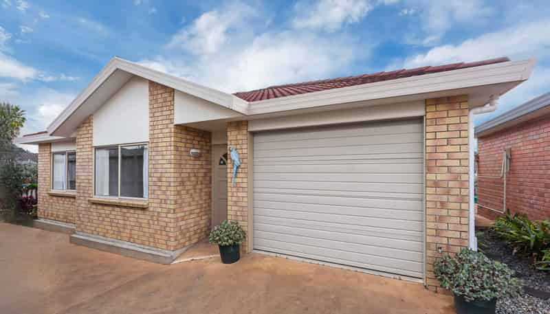 11/169 Sturges Road, Henderson