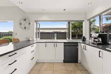 9A Avenue Road, Greenmeadows