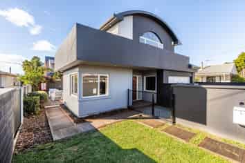 9A Avenue Road, Greenmeadows