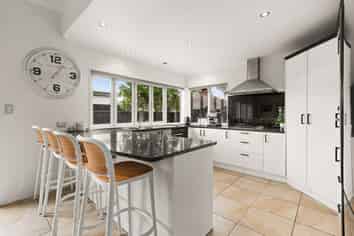 9A Avenue Road, Greenmeadows