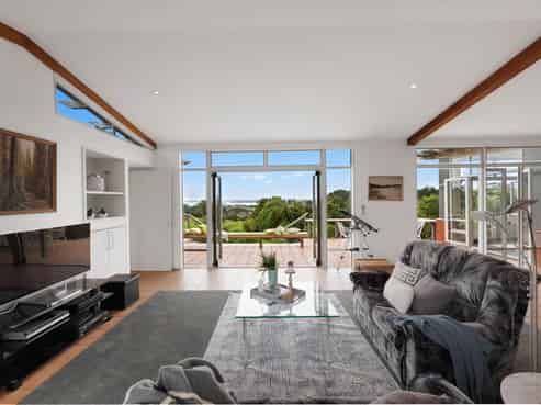 15 Tudor Park Drive, Whitford